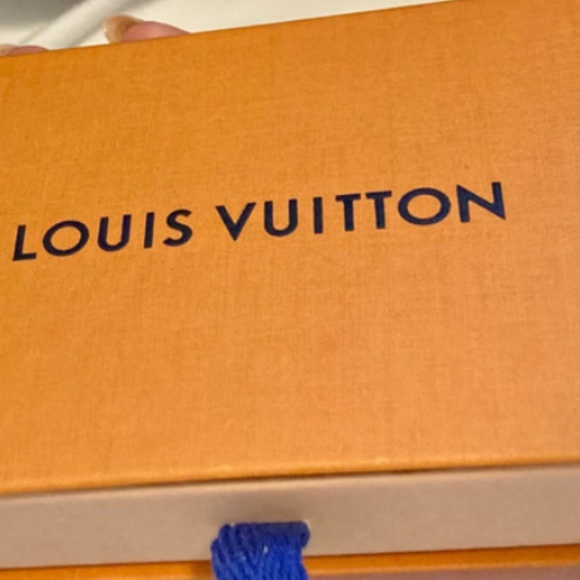 Brand New Louis Vuitton Monogram Wallet - Picture 7 of 13